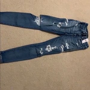 American Eagle jeans never worn tags still on